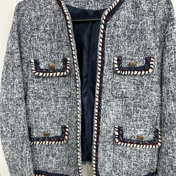 Zara Classic Knit Blazer US Size M- From Europe
Academia Bossbabe Sexy CEO - Picture 16 of 16